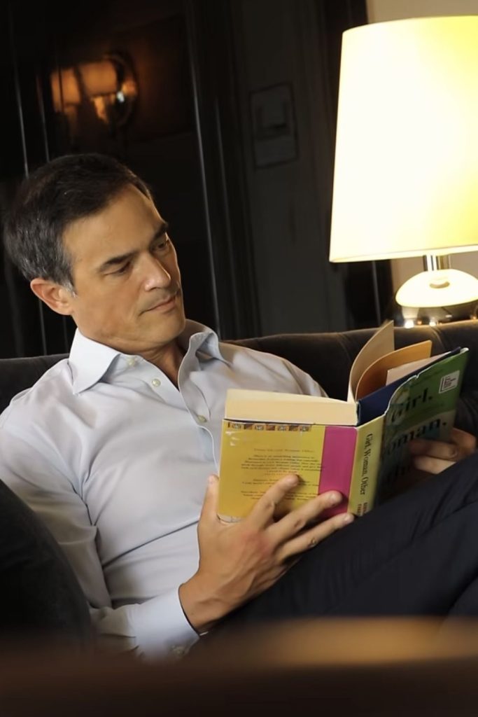 Lit With Charles' 5 Favourite Sun Soaked Reads To Escape Incoming Winter