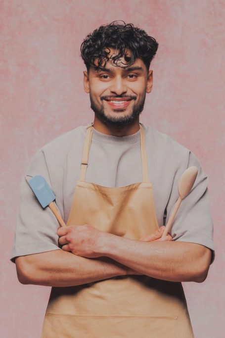 Mo, Great British Bake Off Contestant