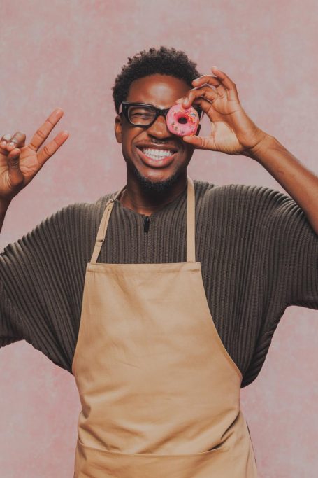 Moyin, Great British Bake Off Contestant
