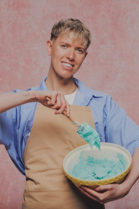 Tom, Great British Bake Off Contestant
