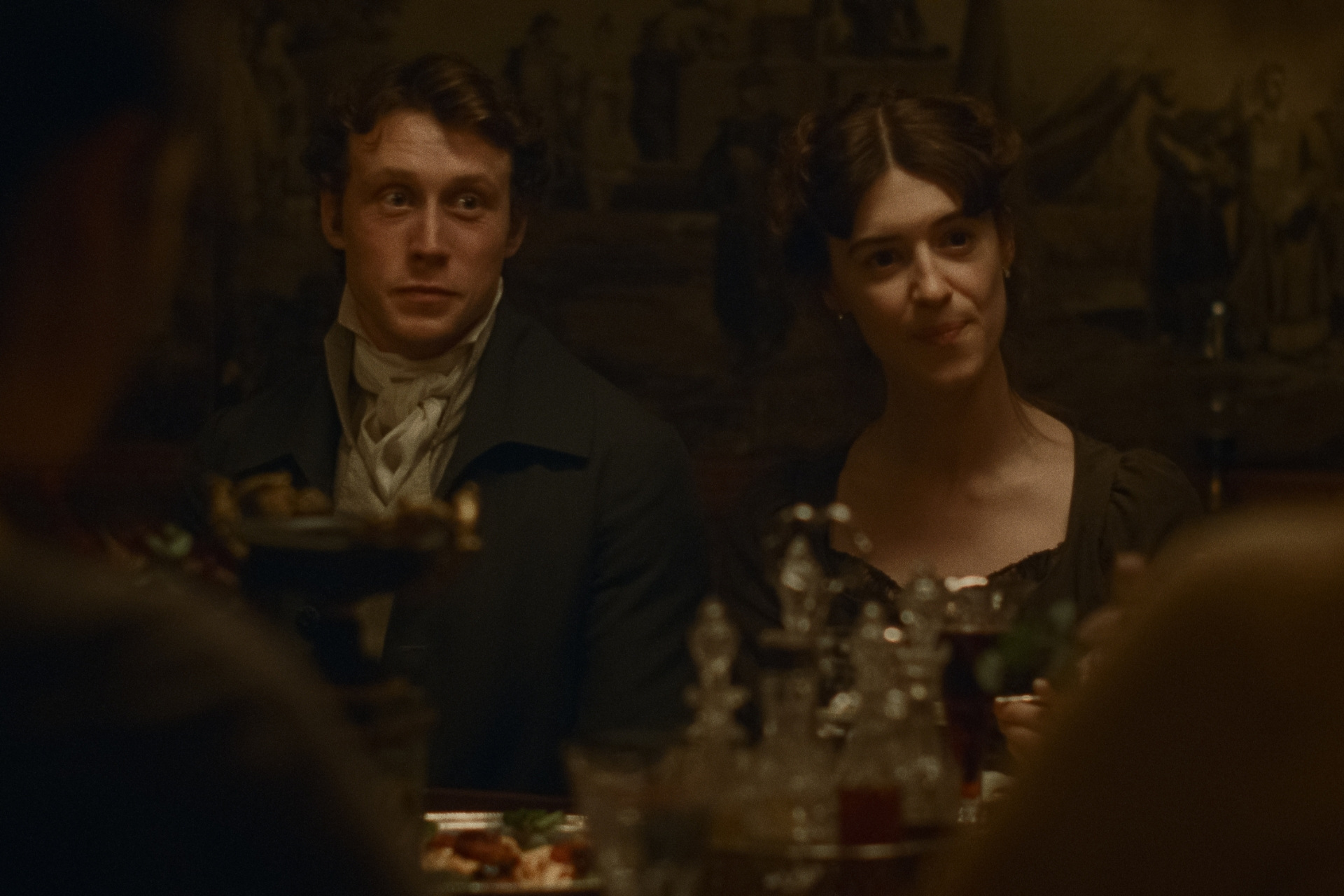 George MacKay as Edward and Daisy Edgar-Jones as Elinor in Sense and Sensibility