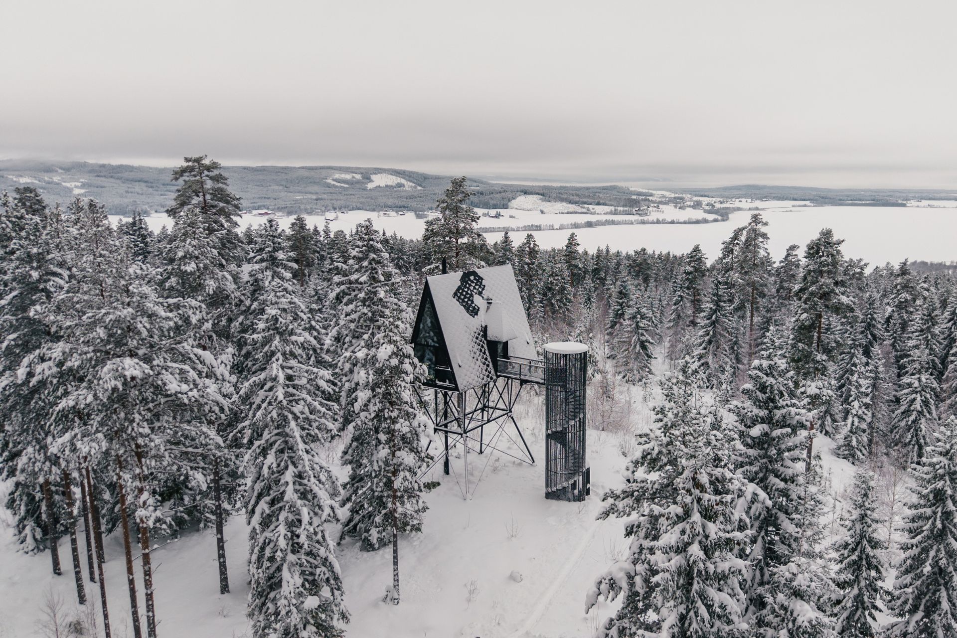 Pan Treetop Cabins