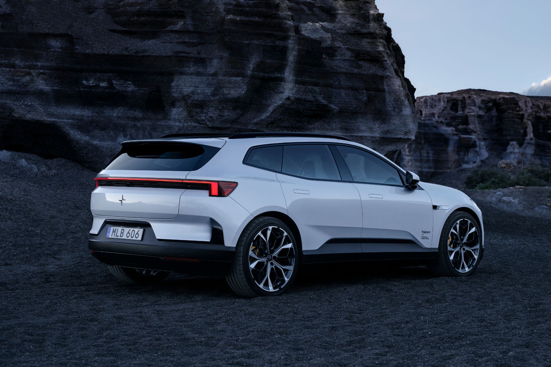 Polestar 4 SUV