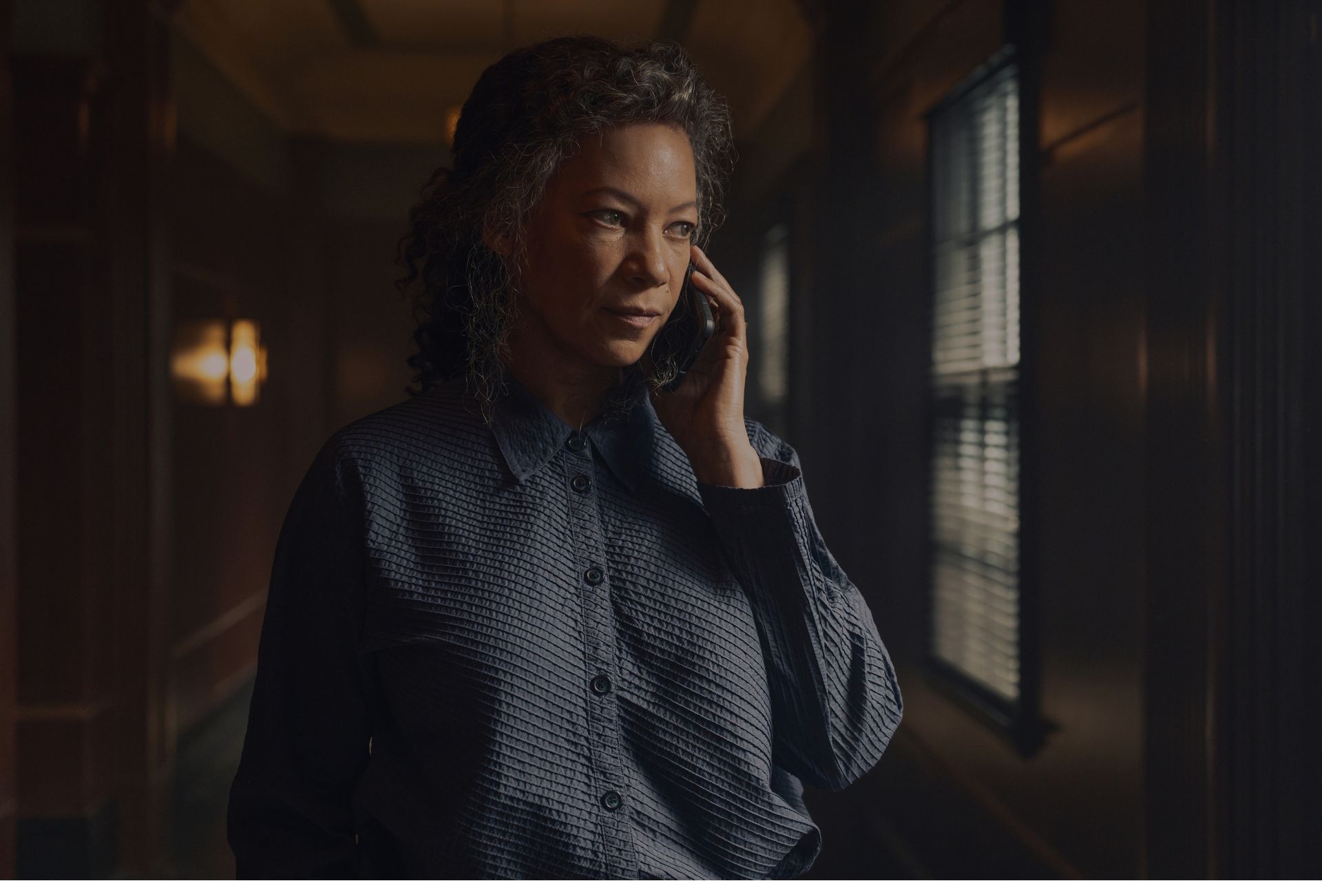 Nina Sosanya in WAR.