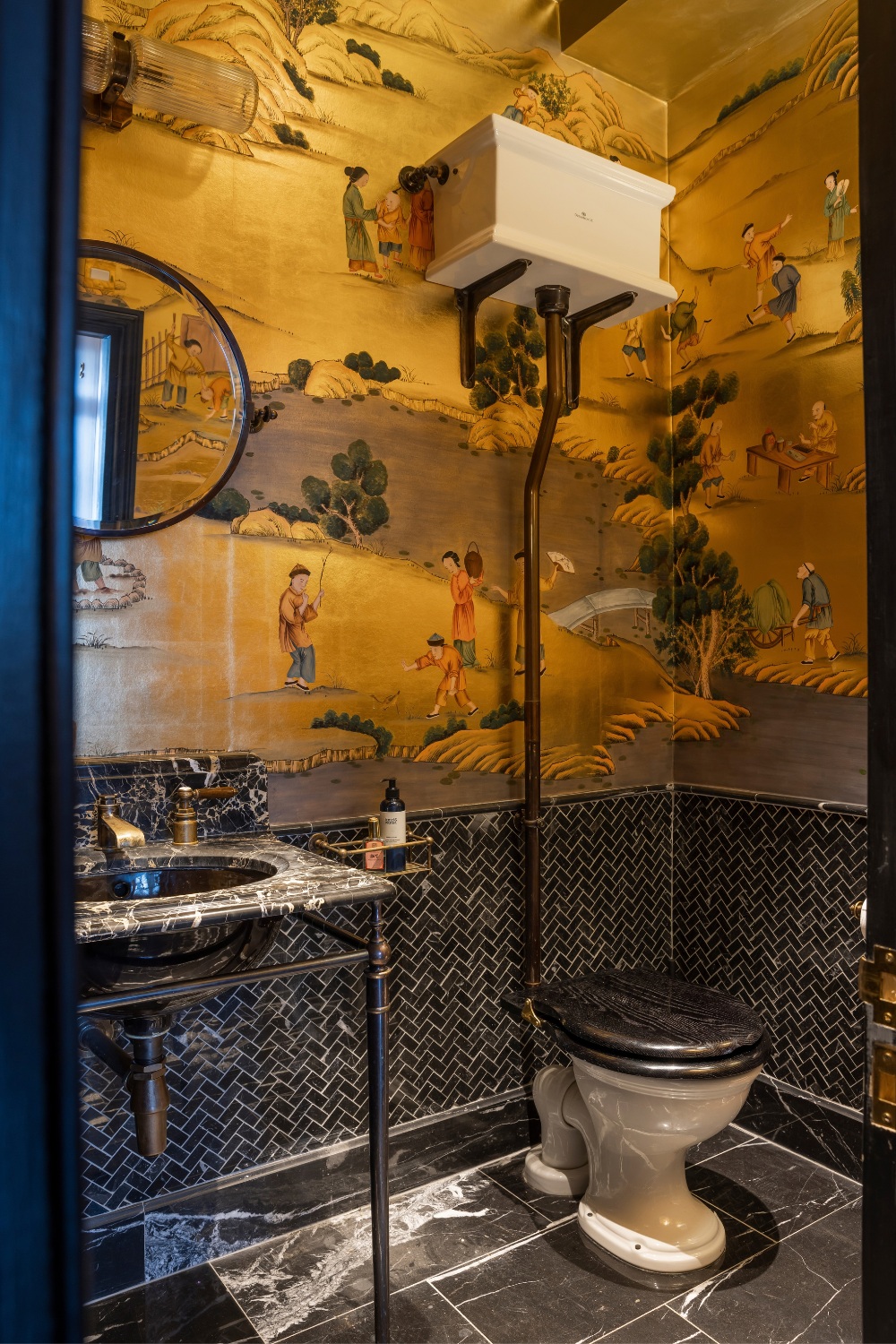 Drummonds wallpapered tiny loo