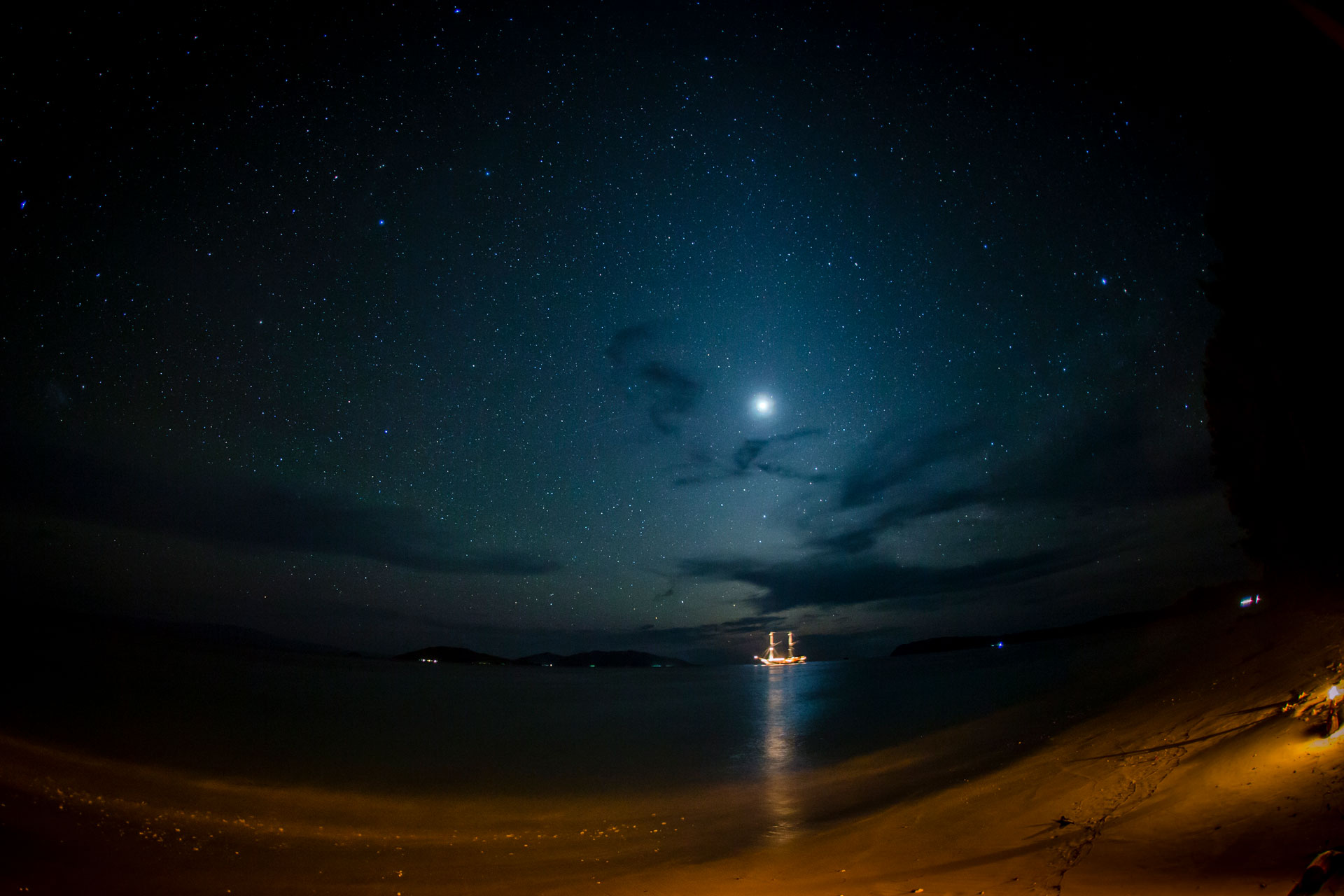 Night diving with Silolona Sojourns