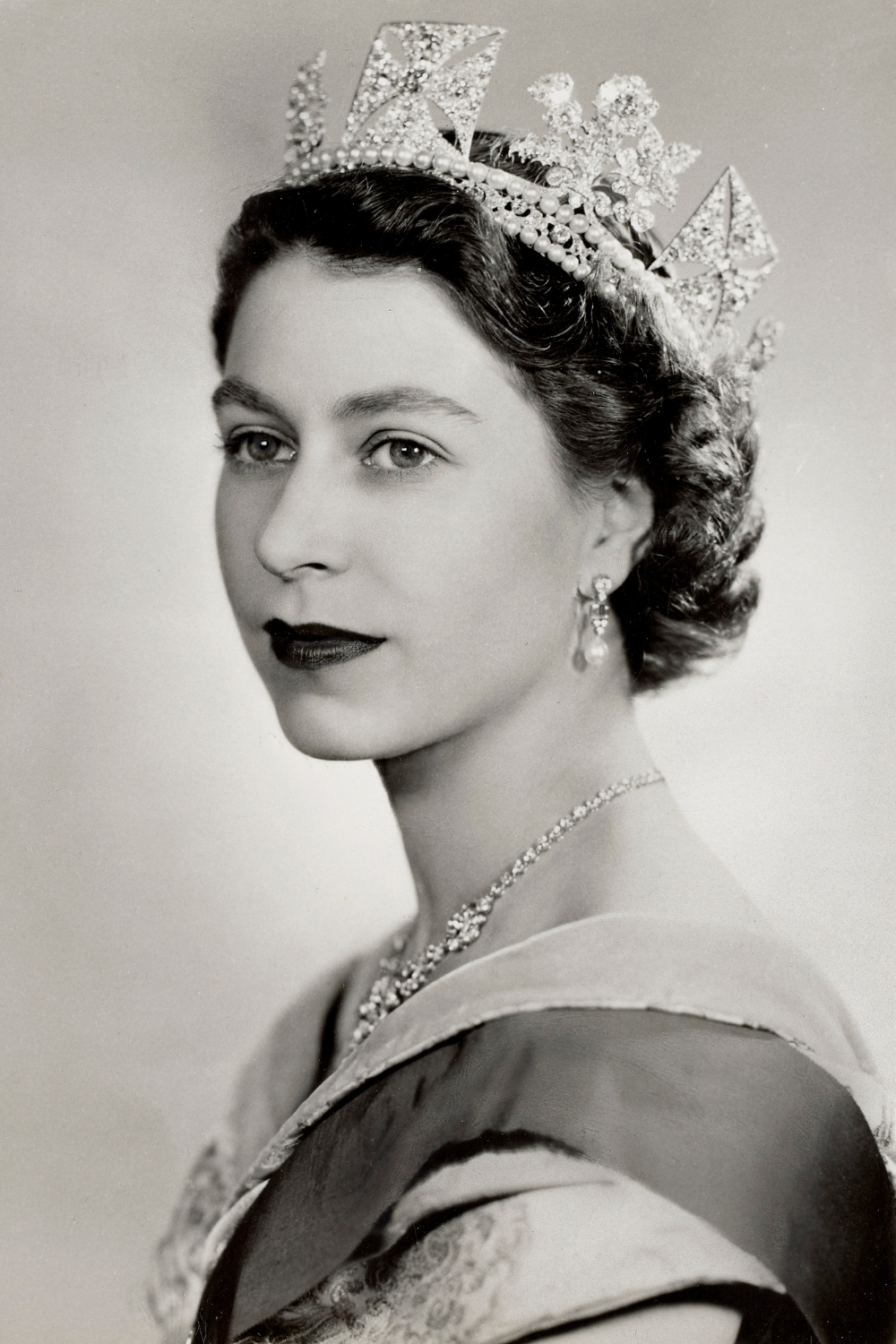 500 Years Of Royal Jewellery Is Coming To Buckingham Palace For A Major Exhibition