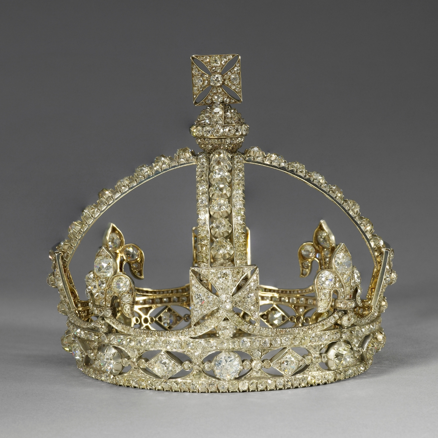 Queen Victoria’s Small Diamond Crown, 1870, by Garrard & Co. (c) Royal Collection Enterprises Limited 2026 | Royal Collection Trust