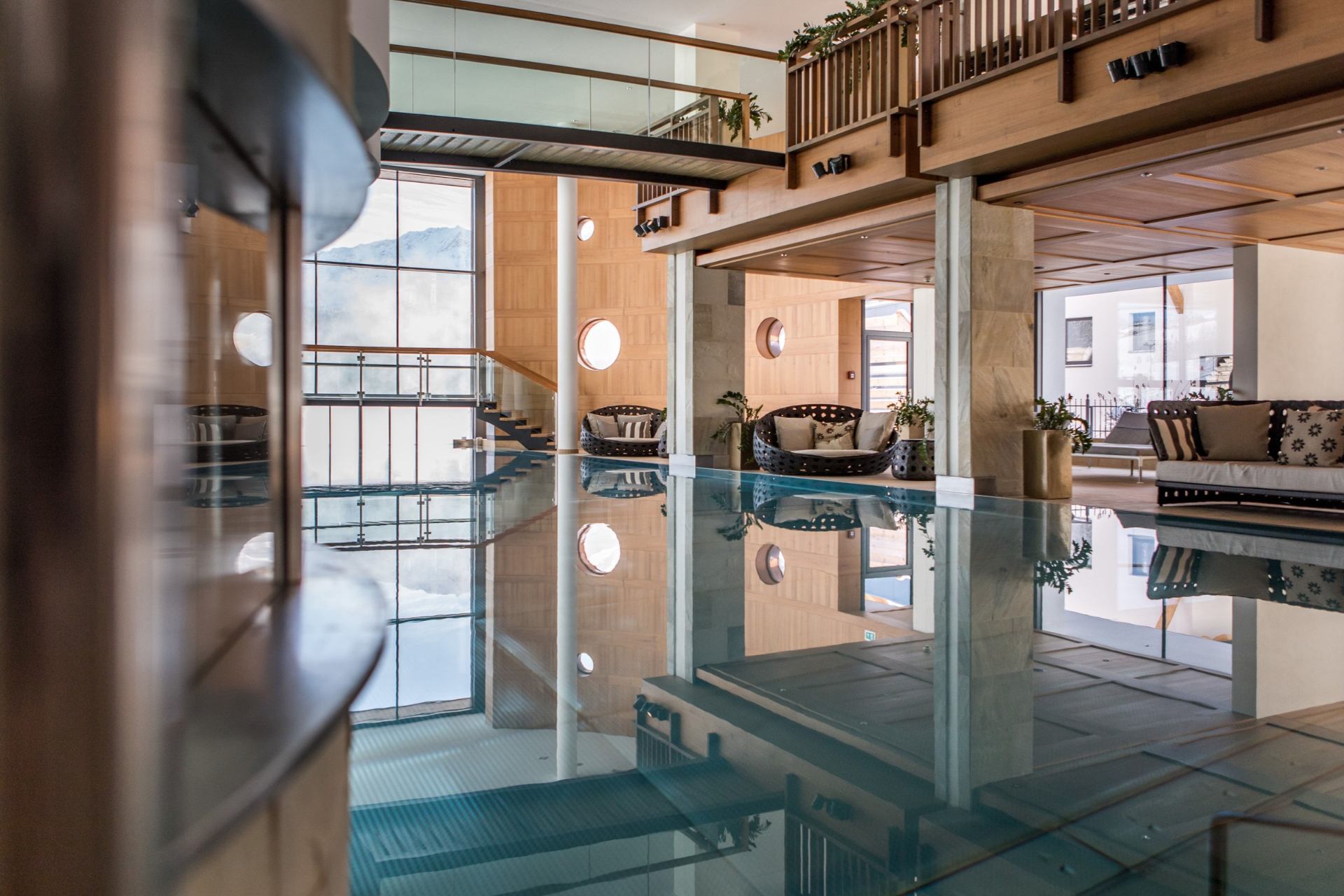 The indoor swimming pool at Schloss Fiss
