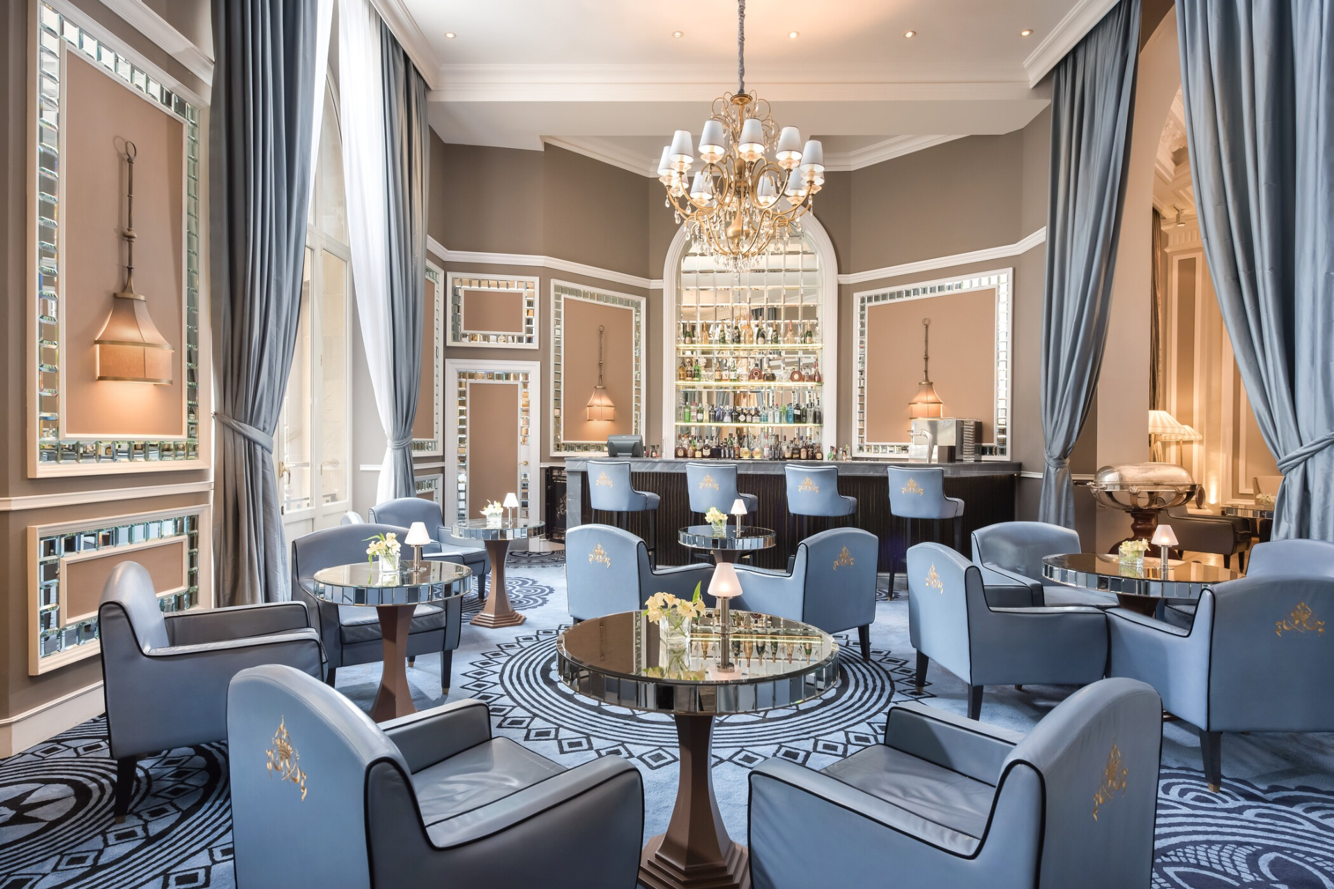 Dry bar at Hotel Maria Cristina