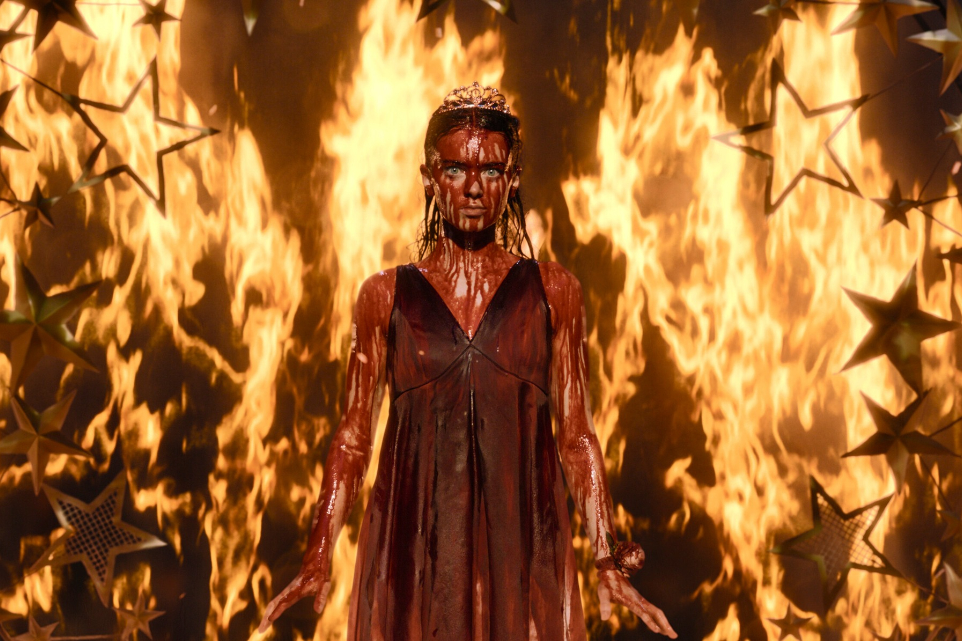 Carrie covered in blood at prom with in Amazon's Carrie